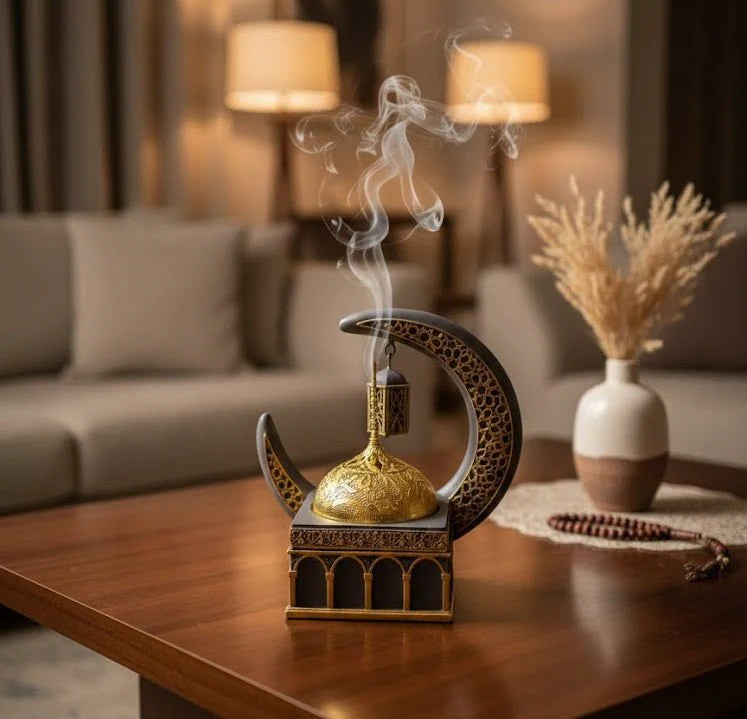 Islamic Crescent Moon & Lantern Decorative Showpiece مجسم الهلال والفانوس الإسلامي